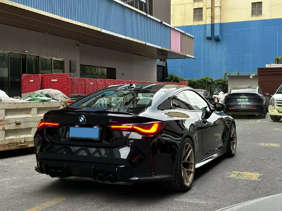 2021 BMW M4 3.0T 510HP L6 8AT,autocango,china used car exporter,china ev exporter,chinese used car exporter,chinese used ev exporter