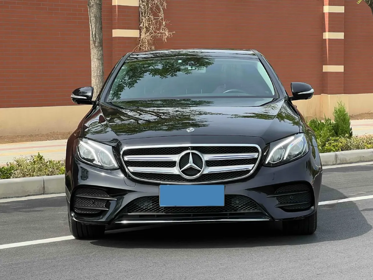 2020 Mercedes-Benz E Class 2.0T 258HP L4 9AT,autocango,china used car exporter,china ev exporter,chinese used car exporter,chinese used ev exporter