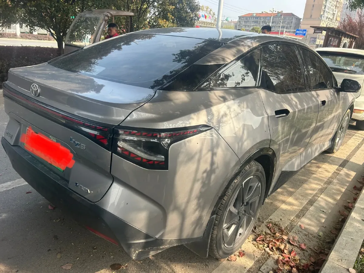 2024 Toyota bZ3 BEV 49.92KWH,autocango,china used car exporter,china ev exporter,chinese used car exporter,chinese used ev exporter