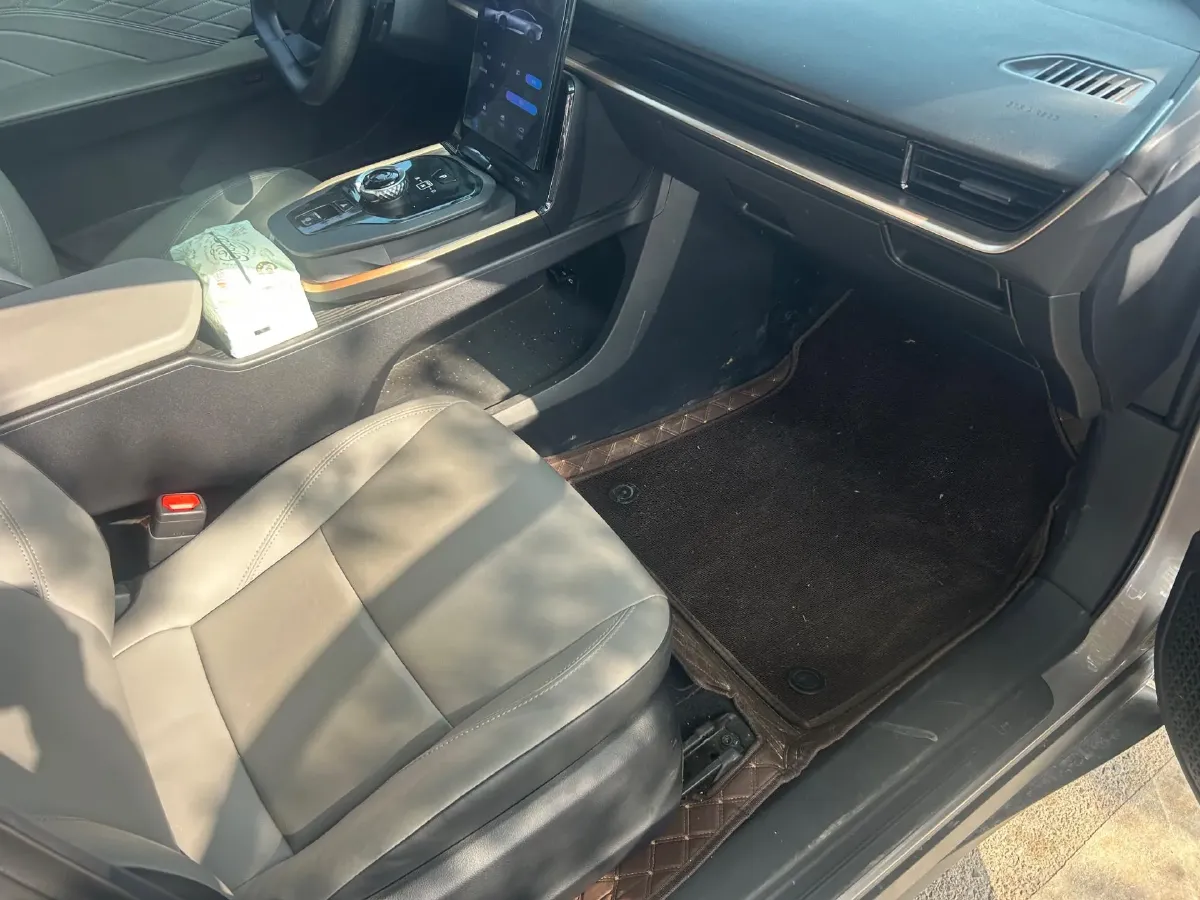 2024 Toyota bZ3 BEV 49.92KWH,autocango,china used car exporter,china ev exporter,chinese used car exporter,chinese used ev exporter