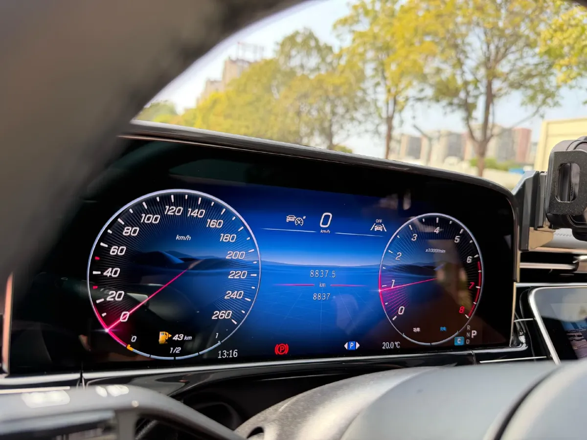 2025 Mercedes-Benz E Class 2.0T 204HP L4 9AT,autocango,china used car exporter,china ev exporter,chinese used car exporter,chinese used ev exporter