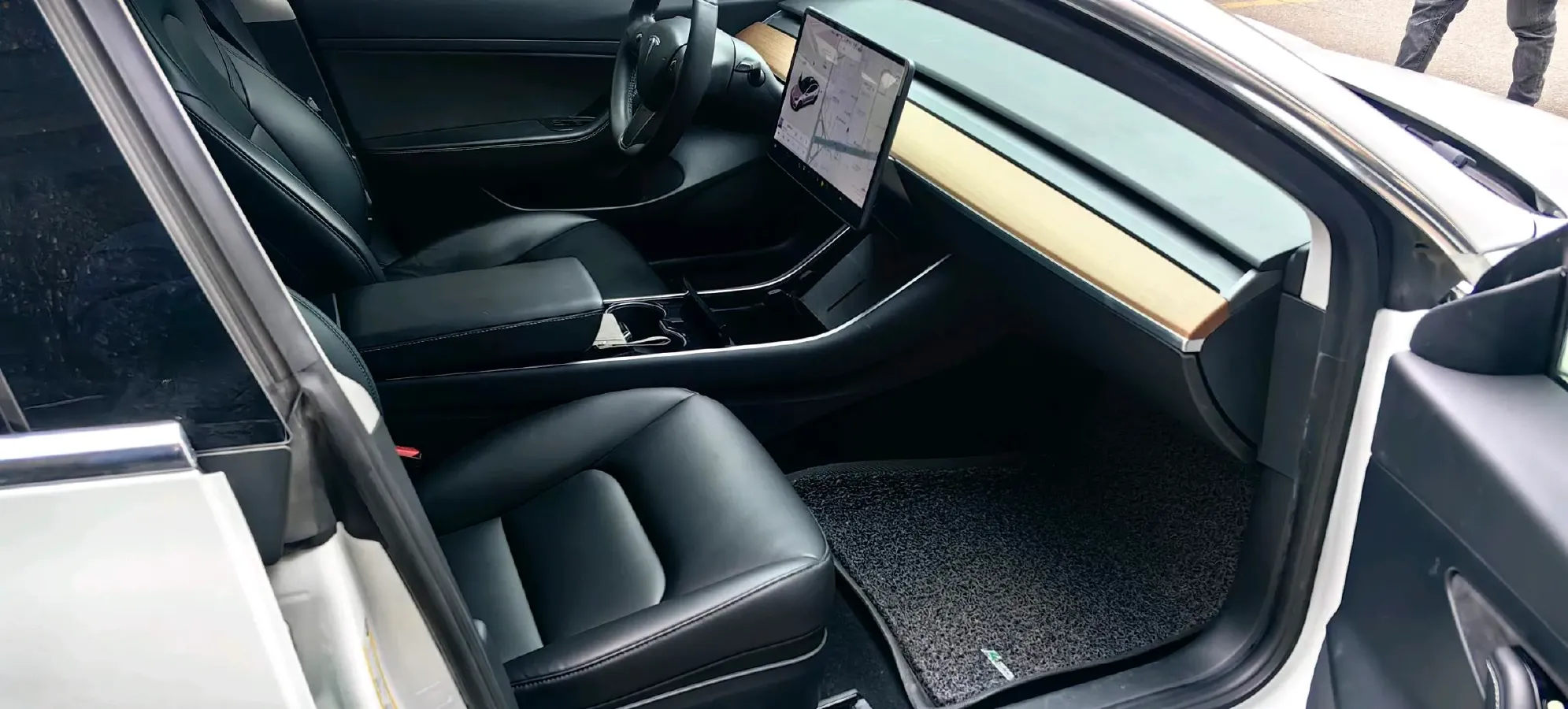 2020 Tesla Model 3 BEV 52KWH,autocango,china used car exporter,china ev exporter,chinese used car exporter,chinese used ev exporter