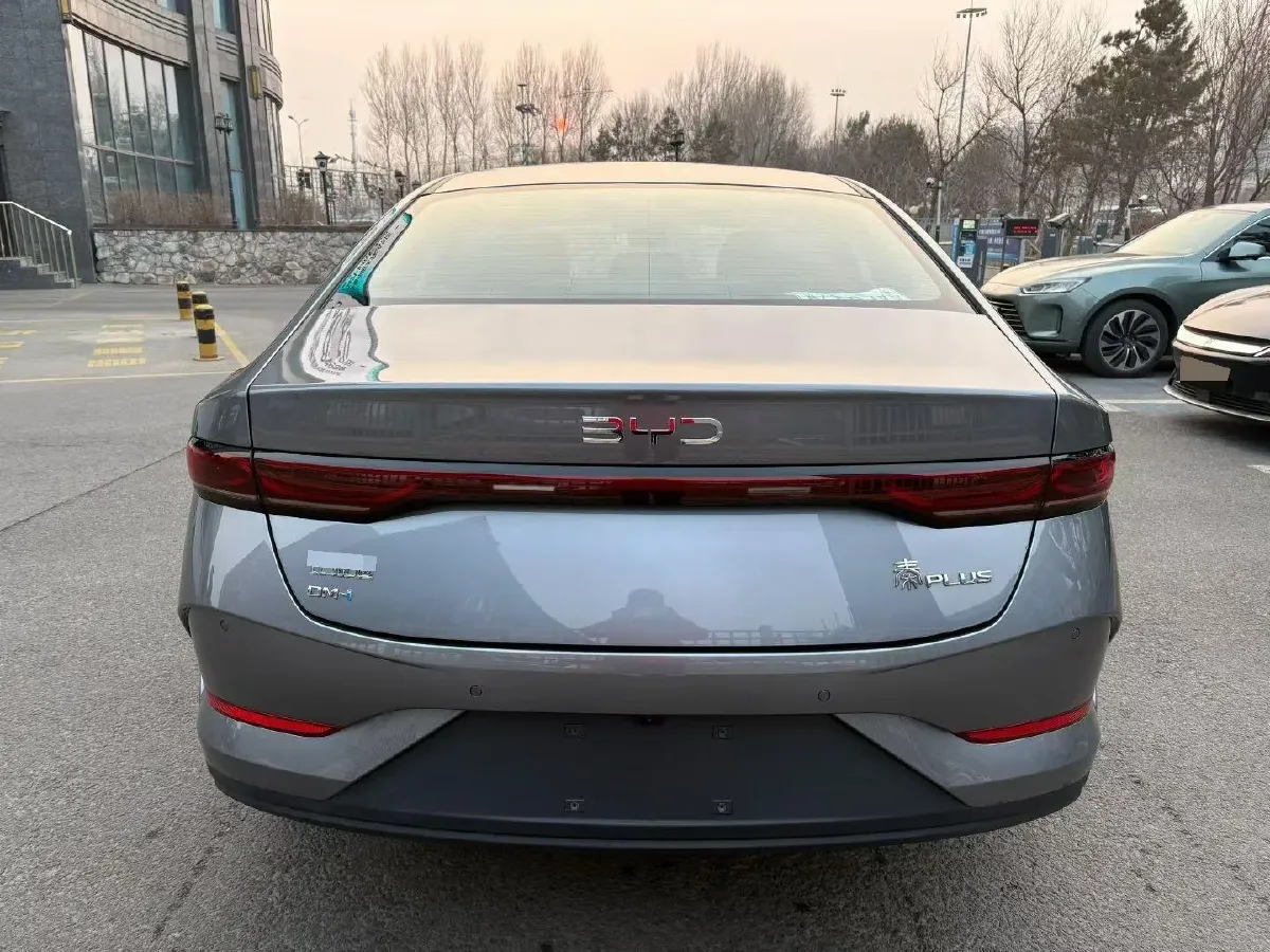 2025 BYD Seal05 DM-i 1.5L 101HP L4 E-CVT PHEV 7.68KWH,autocango,china used car exporter,china ev exporter,chinese used car exporter,chinese used ev exporter