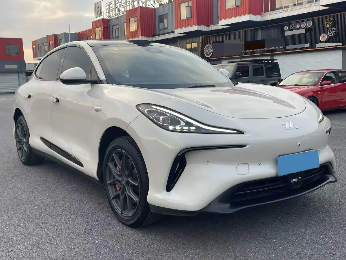 2023 IM LS6 BEV 71KWH,autocango,china used car exporter,china ev exporter,chinese used car exporter,chinese used ev exporter