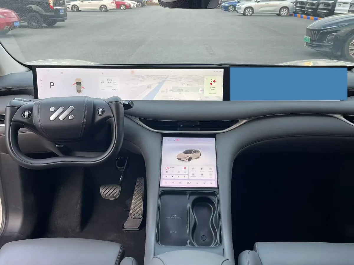 2023 IM LS6 BEV 71KWH,autocango,china used car exporter,china ev exporter,chinese used car exporter,chinese used ev exporter