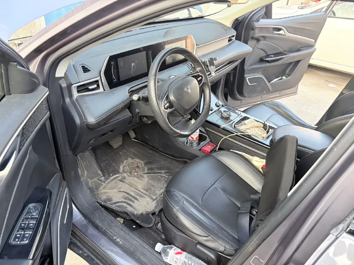 2022 Ford Focus 1.5T 177HP L4 6AT,autocango,china used car exporter,china ev exporter,chinese used car exporter,chinese used ev exporter