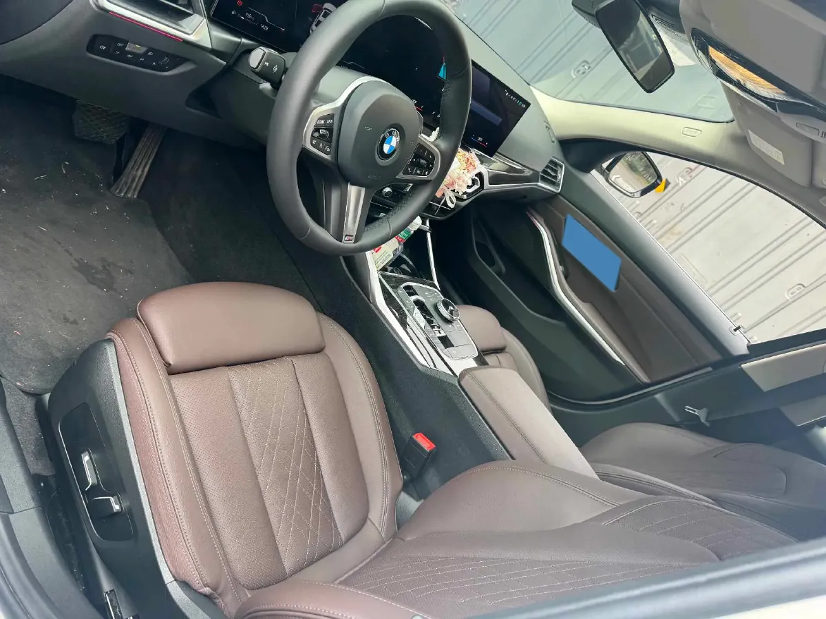 2024 BMW 3 Series 2.0T 184HP L4 8AT,autocango,china used car exporter,china ev exporter,chinese used car exporter,chinese used ev exporter