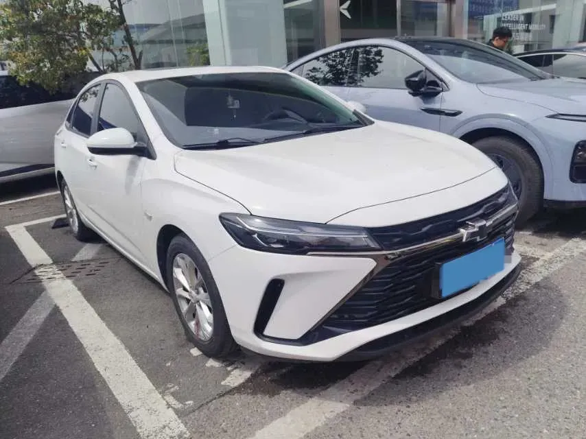 2023 Chevrolet Monza 1.5L 113HP L4 6DCT,autocango,china used car exporter,china ev exporter,chinese used car exporter,chinese used ev exporter