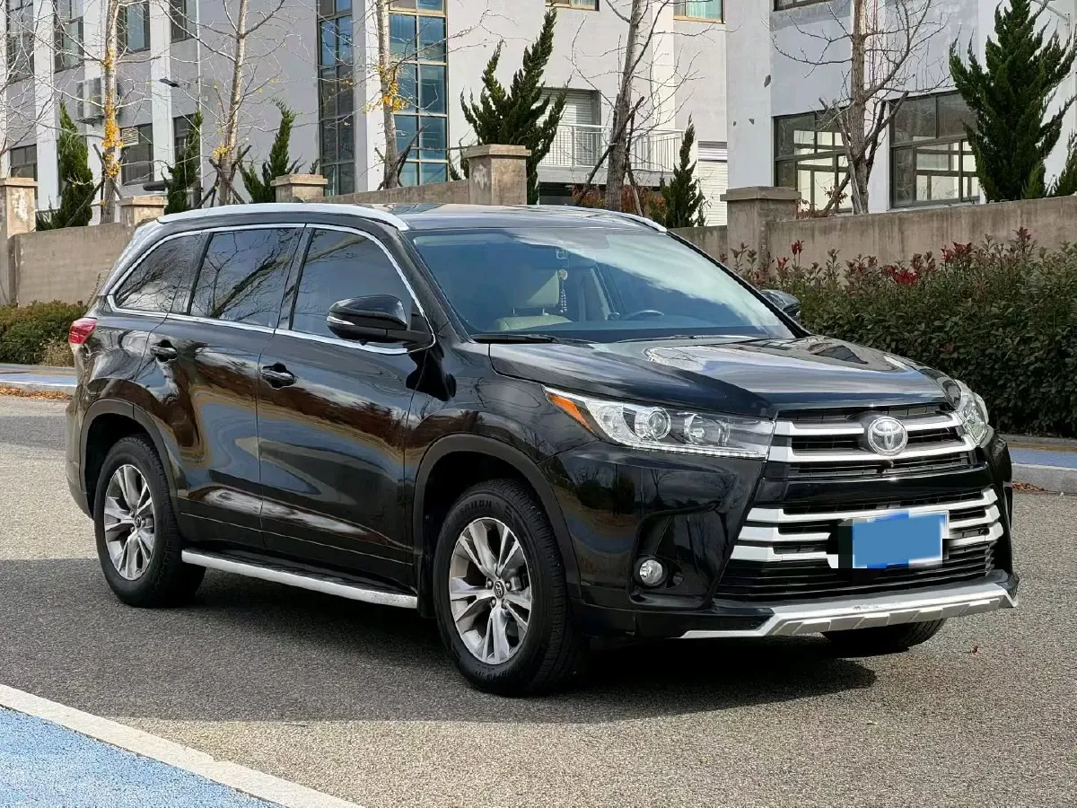 2021 Toyota Highlander 2.0T 220HP L4 6AT,autocango,china used car exporter,china ev exporter,chinese used car exporter,chinese used ev exporter
