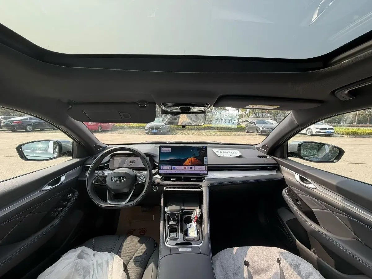 2026 Geely Preface 1.5T 181HP L4 7DCT,autocango,china used car exporter,china ev exporter,chinese used car exporter,chinese used ev exporter