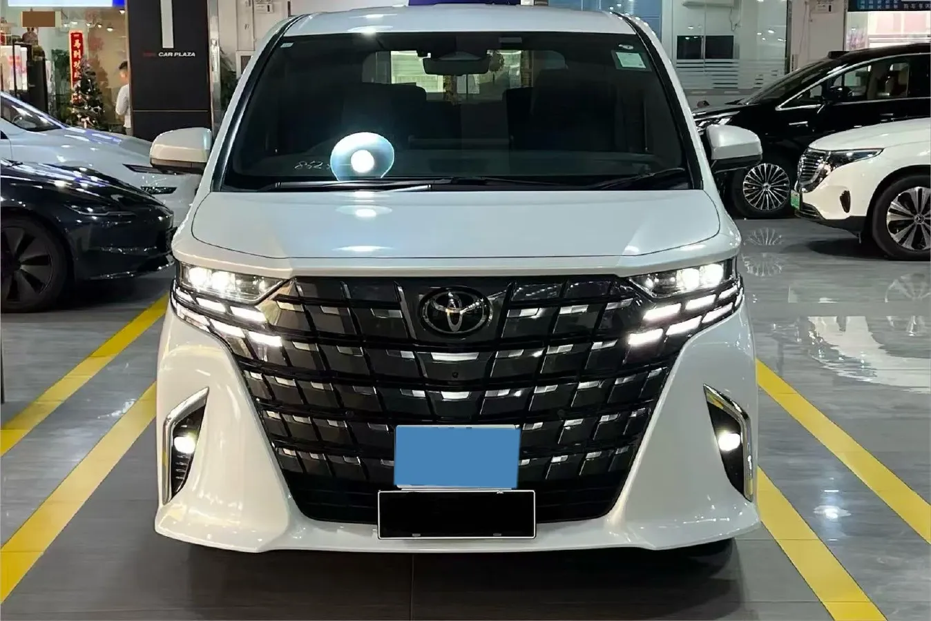 2024 Toyota Alphard 2.5L 190HP L4 E-CVT Hybrid,autocango,china used car exporter,china ev exporter,chinese used car exporter,chinese used ev exporter