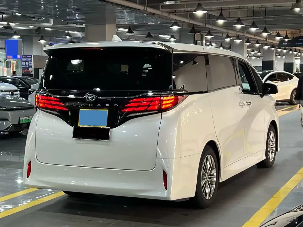 2024 Toyota Alphard 2.5L 190HP L4 E-CVT Hybrid,autocango,china used car exporter,china ev exporter,chinese used car exporter,chinese used ev exporter
