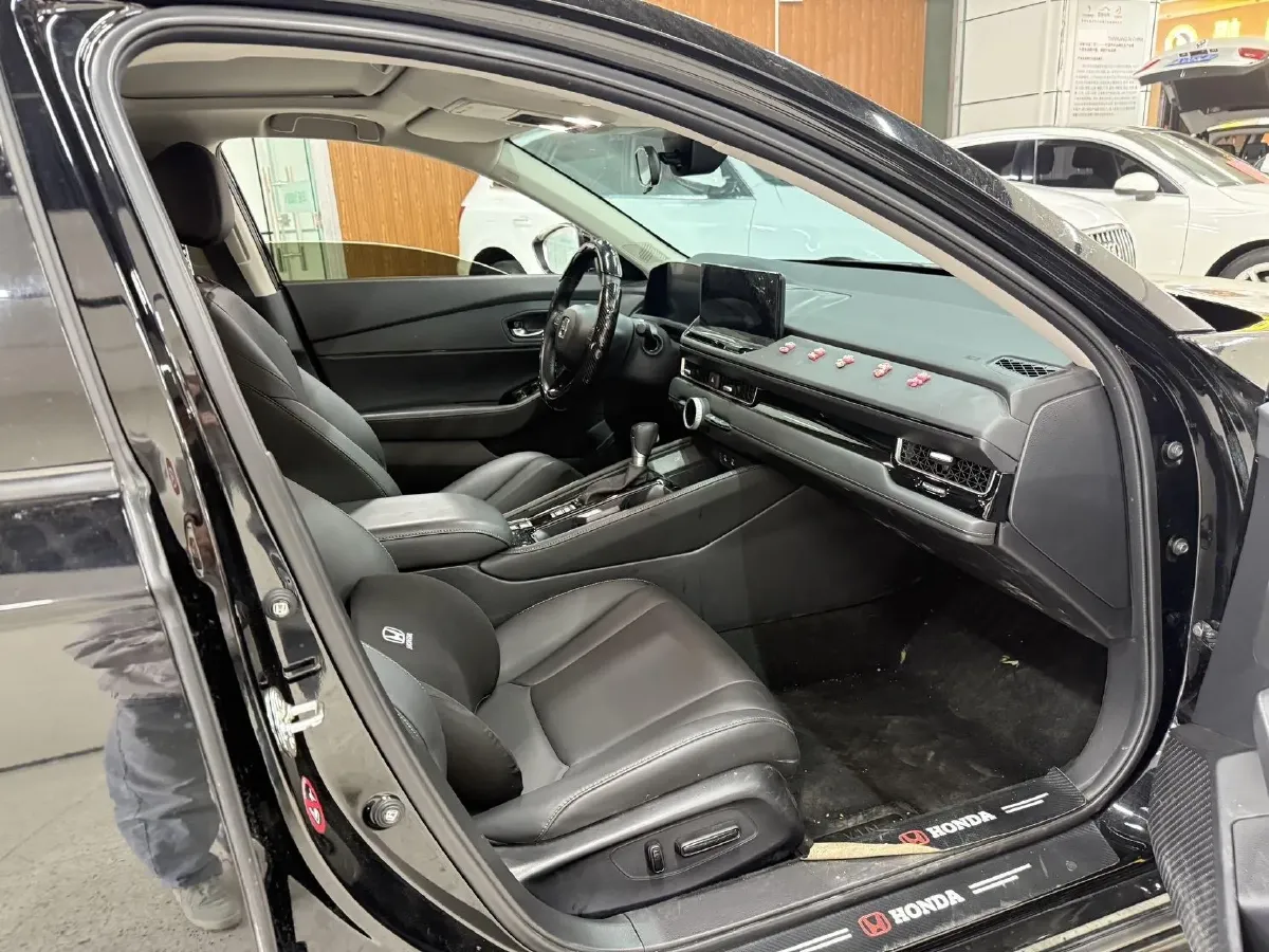 2025 Honda Inspire 1.5T 192HP L4 CVT,autocango,china used car exporter,china ev exporter,chinese used car exporter,chinese used ev exporter
