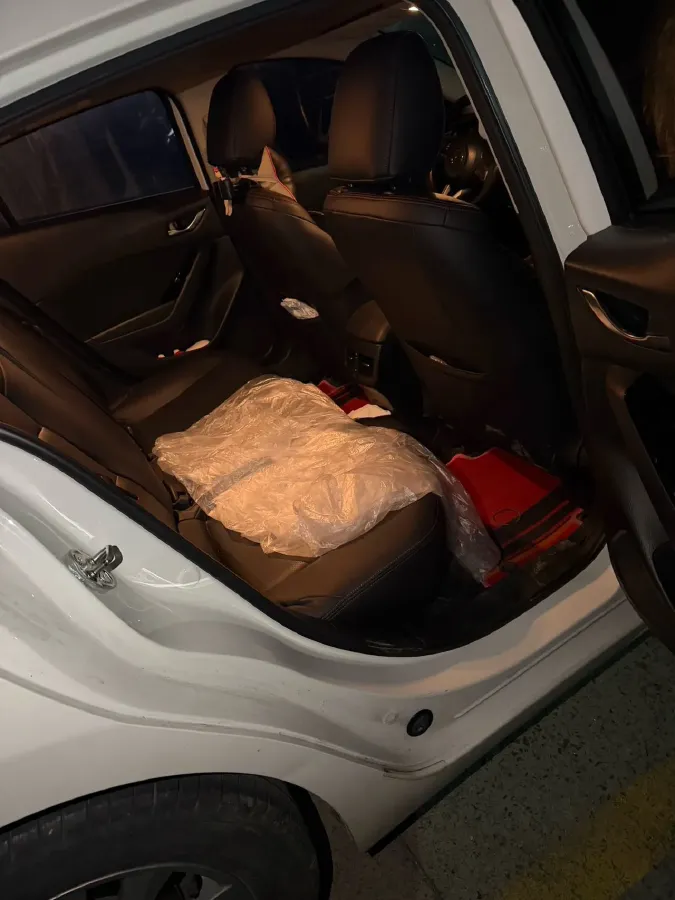 2017 Mazda 3 Axela 1.5L 117HP L4 6AT,autocango,china used car exporter,china ev exporter,chinese used car exporter,chinese used ev exporter