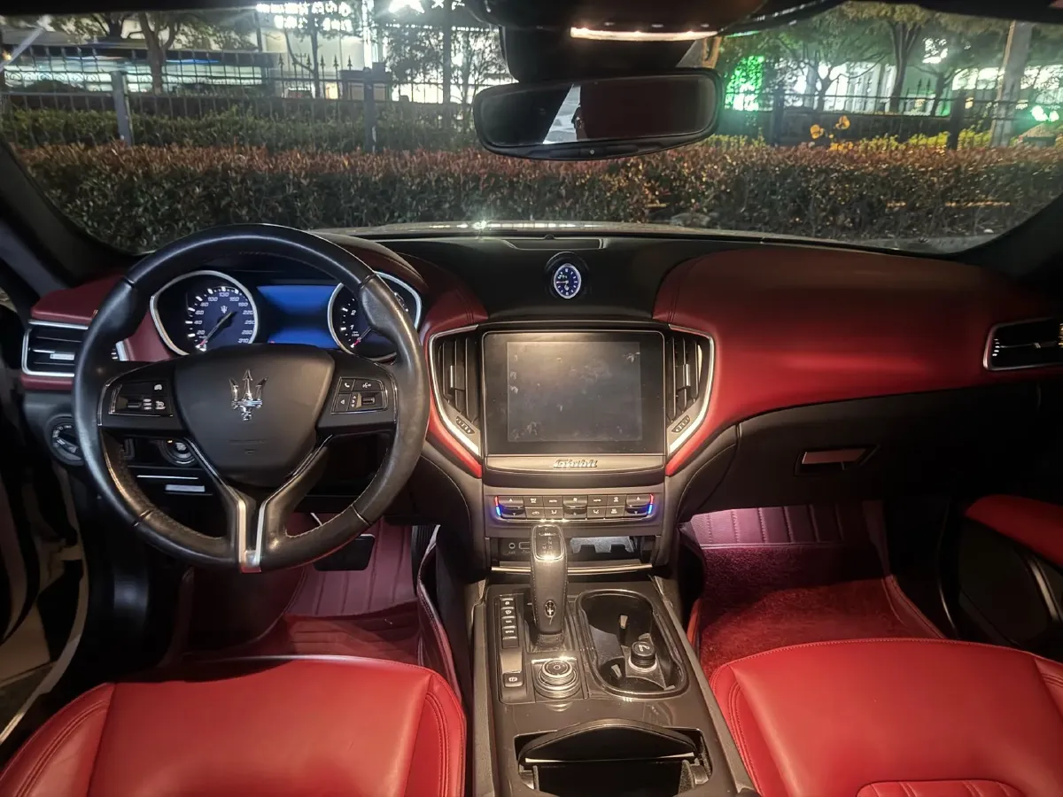2019 Maserati Ghibli 3.0T 350HP V6 8AT,autocango,china used car exporter,china ev exporter,chinese used car exporter,chinese used ev exporter