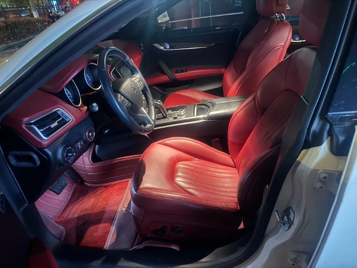 2019 Maserati Ghibli 3.0T 350HP V6 8AT,autocango,china used car exporter,china ev exporter,chinese used car exporter,chinese used ev exporter