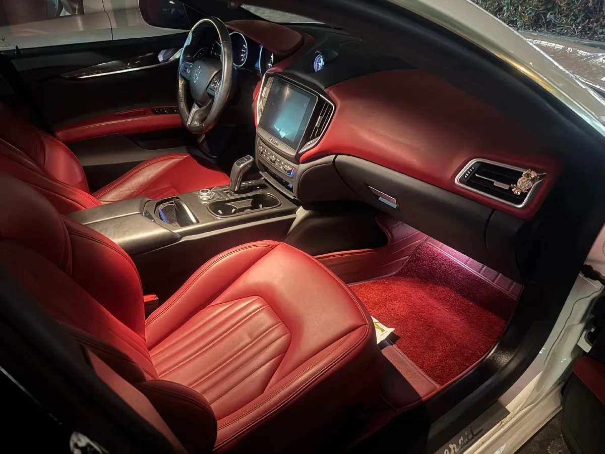 2019 Maserati Ghibli 3.0T 350HP V6 8AT,autocango,china used car exporter,china ev exporter,chinese used car exporter,chinese used ev exporter