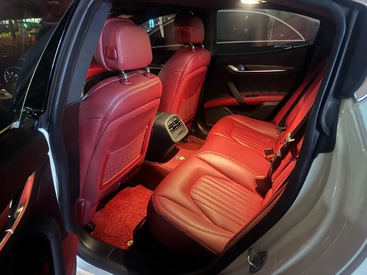 2019 Maserati Ghibli 3.0T 350HP V6 8AT,autocango,china used car exporter,china ev exporter,chinese used car exporter,chinese used ev exporter