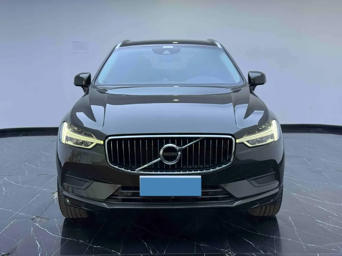 2018 Volvo XC60 2.0T 254HP L4 8AT,autocango,china used car exporter,china ev exporter,chinese used car exporter,chinese used ev exporter
