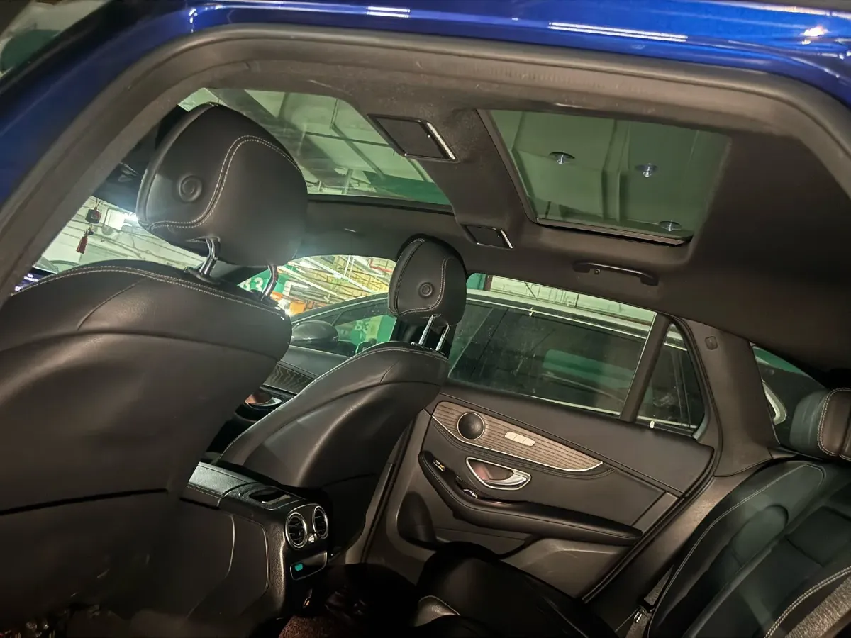 2020 Mercedes-Benz GLC Class 2.0T 197HP L4 9AT,autocango,china used car exporter,china ev exporter,chinese used car exporter,chinese used ev exporter