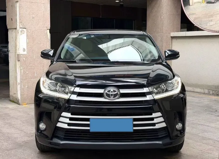 2021 Toyota Highlander 2.0T 220HP L4 6AT,autocango,china used car exporter,china ev exporter,chinese used car exporter,chinese used ev exporter