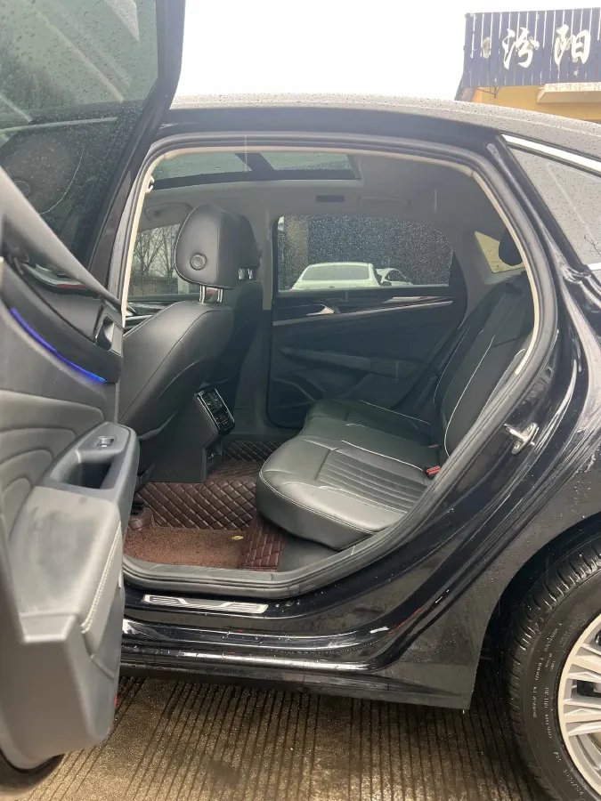 2022 Skoda Kodiak GT 2.0T 186HP L4 7DCT,autocango,china used car exporter,china ev exporter,chinese used car exporter,chinese used ev exporter