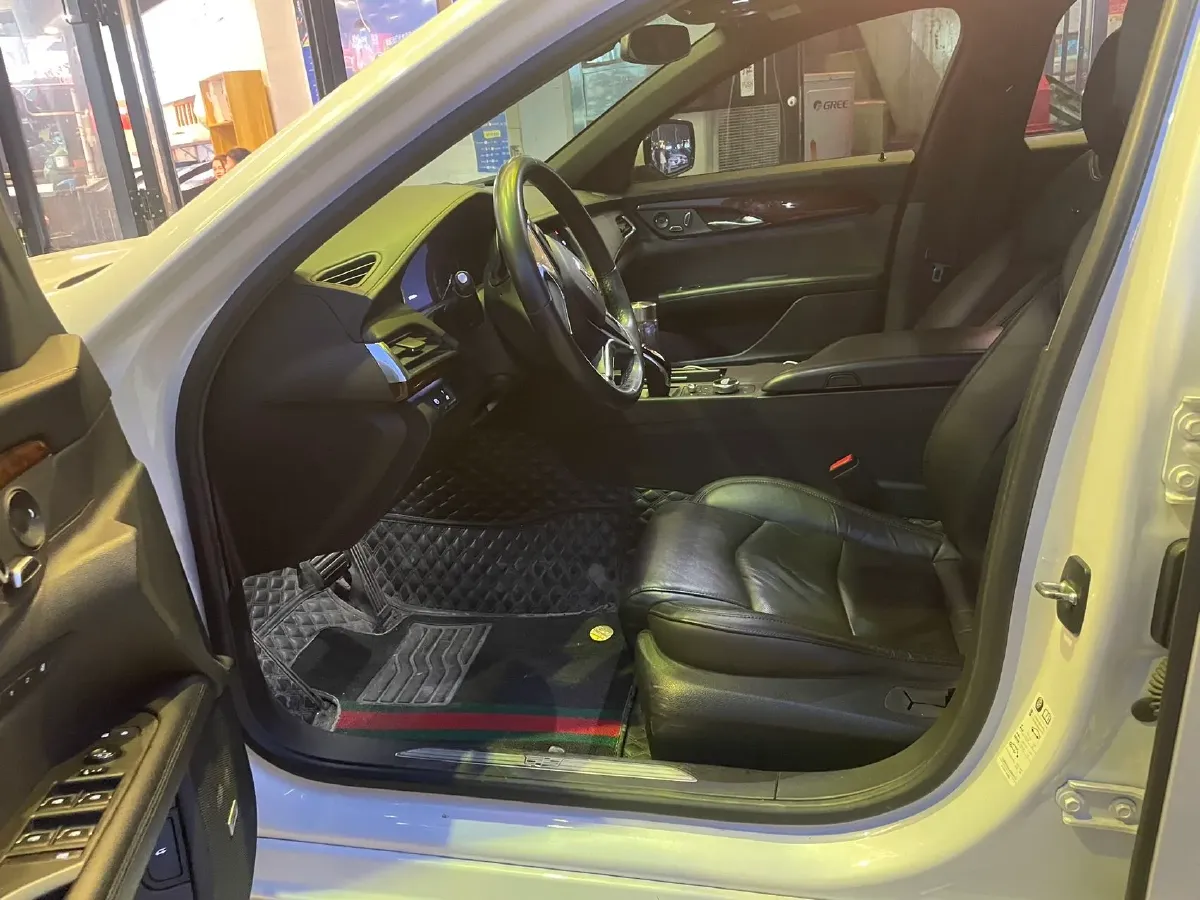 2020 Cadillac CT6 2.0T 241HP L4 10AT,autocango,china used car exporter,china ev exporter,chinese used car exporter,chinese used ev exporter