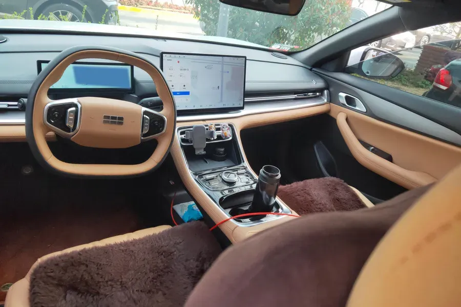 2025 Geely Galaxy A7 1.5L 112HP L4 1DHT PHEV,autocango,china used car exporter,china ev exporter,chinese used car exporter,chinese used ev exporter