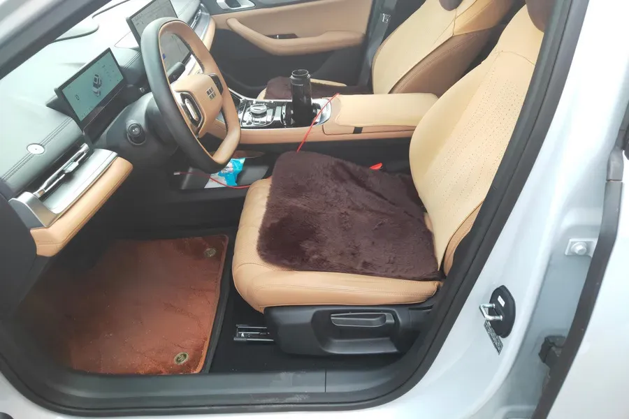 2025 Geely Galaxy A7 1.5L 112HP L4 1DHT PHEV,autocango,china used car exporter,china ev exporter,chinese used car exporter,chinese used ev exporter