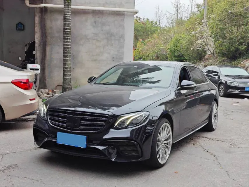 2020 Mercedes-Benz E Class 1.5T 184HP L4 9AT,autocango,china used car exporter,china ev exporter,chinese used car exporter,chinese used ev exporter