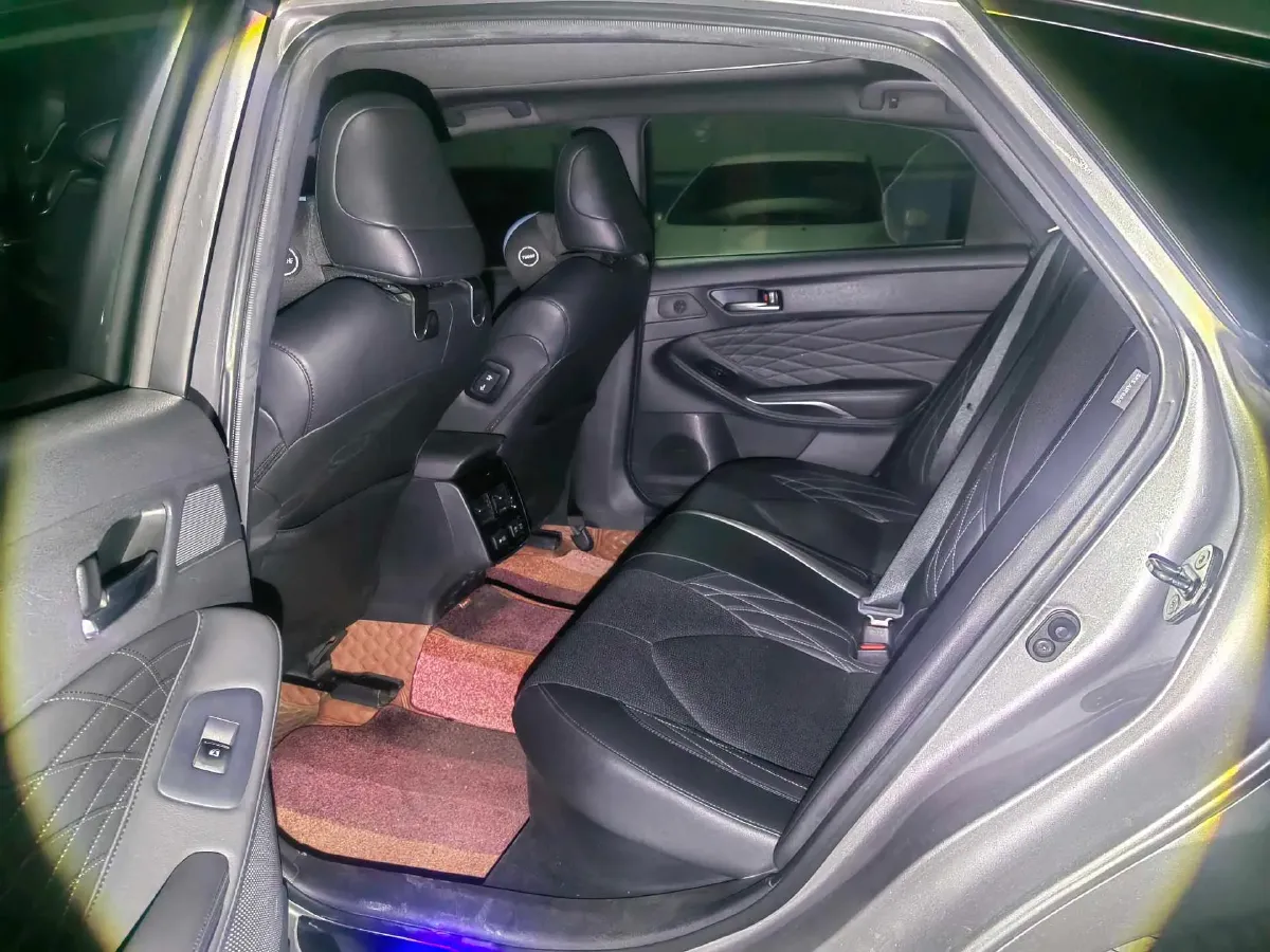 2019 Toyota Avalon 2.5L 178HP L4 E-CVT Hybrid,autocango,china used car exporter,china ev exporter,chinese used car exporter,chinese used ev exporter