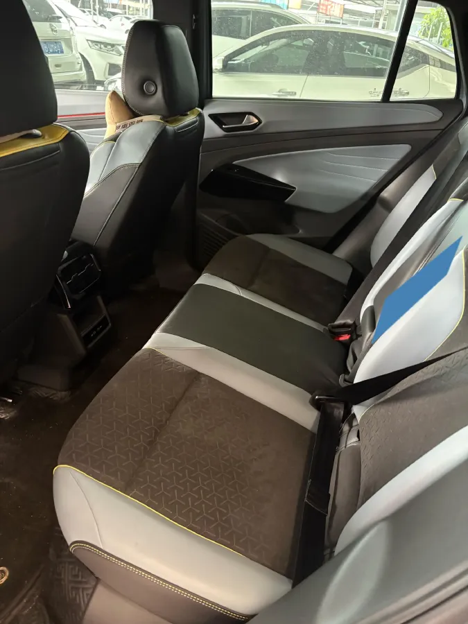 2021 Volkswagen ID.4 Crozz BEV 84.8KWH,autocango,china used car exporter,china ev exporter,chinese used car exporter,chinese used ev exporter