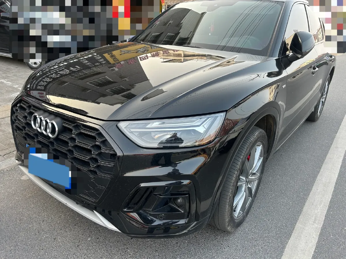 2024 Audi Q5L 2.0T 245HP L4 7DCT,autocango,china used car exporter,china ev exporter,chinese used car exporter,chinese used ev exporter