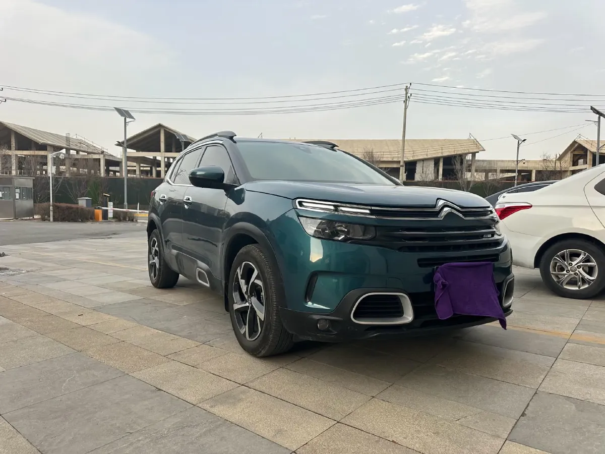 2017 Citroen C5 Aircross 1.8T 204HP L4 6AT,autocango,china used car exporter,china ev exporter,chinese used car exporter,chinese used ev exporter