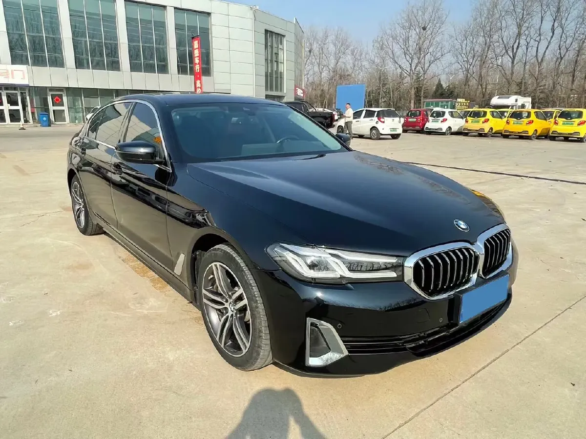 2021 BMW 5 Series 2.0T 252HP L4 8AT,autocango,china used car exporter,china ev exporter,chinese used car exporter,chinese used ev exporter