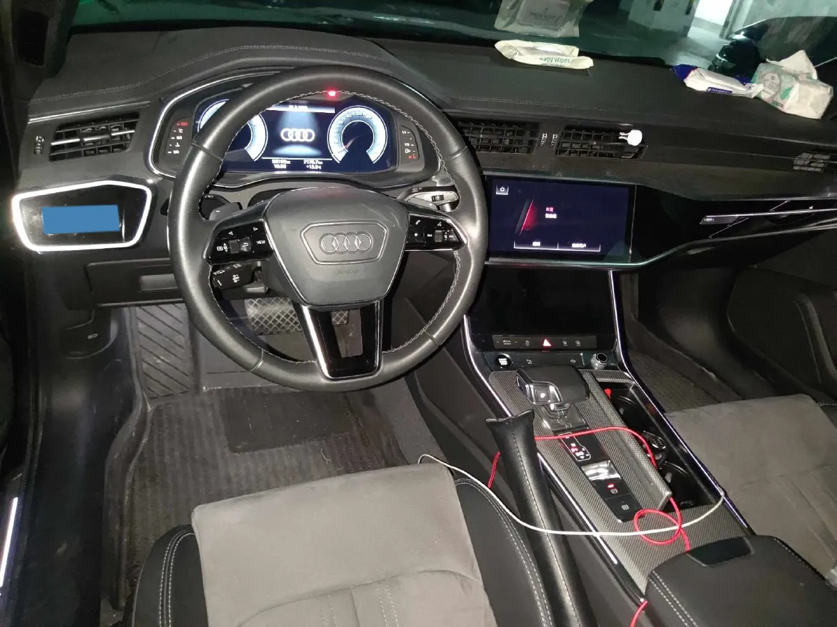 2021 Audi A6L 2.0T 224HP L4 7DCT,autocango,china used car exporter,china ev exporter,chinese used car exporter,chinese used ev exporter