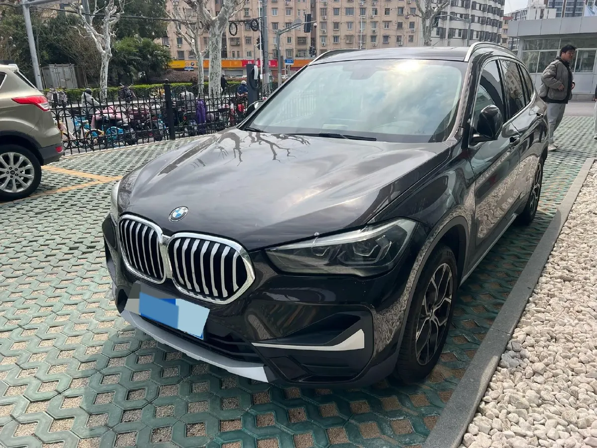 2020 BMW X1 1.5T 140HP L3 7DCT,autocango,china used car exporter,china ev exporter,chinese used car exporter,chinese used ev exporter