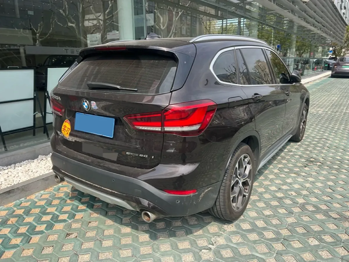 2020 BMW X1 1.5T 140HP L3 7DCT,autocango,china used car exporter,china ev exporter,chinese used car exporter,chinese used ev exporter