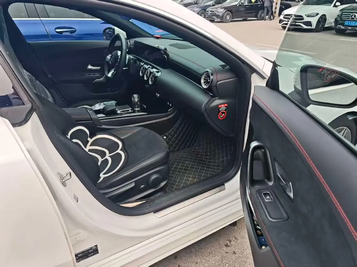 2022 Mercedes-Benz CLA Class 1.3T 163HP L4 7DCT,autocango,china used car exporter,china ev exporter,chinese used car exporter,chinese used ev exporter