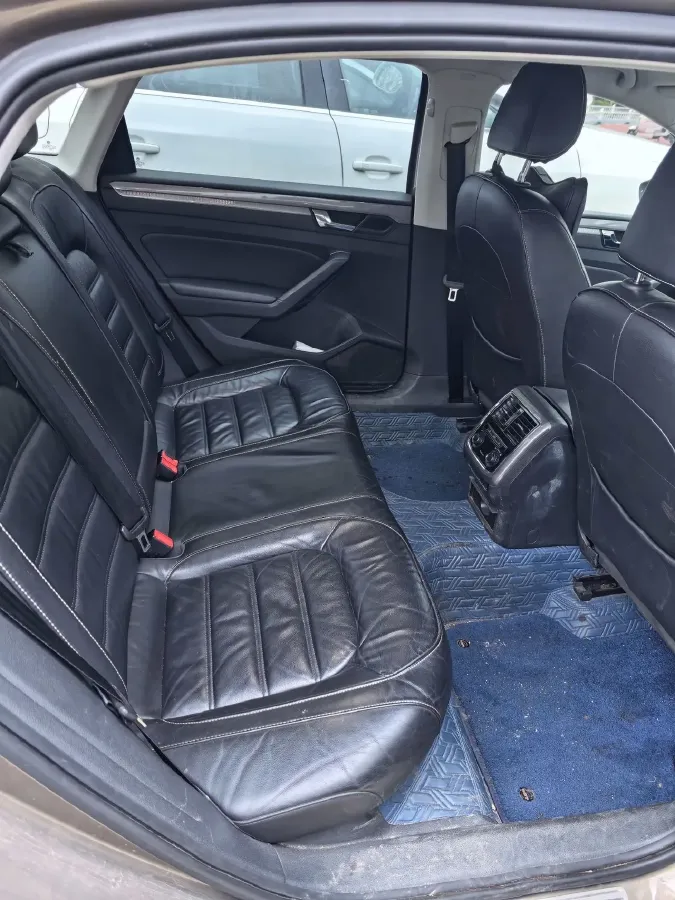 2017 Volkswagen Passat 1.8T 180HP L4 7DCT,autocango,china used car exporter,china ev exporter,chinese used car exporter,chinese used ev exporter