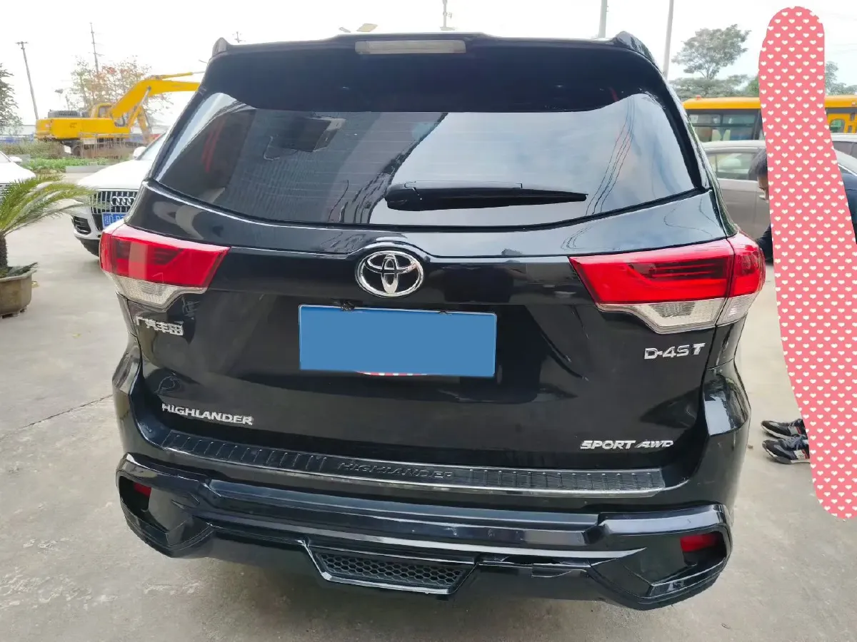 2021 Toyota Highlander 2.0T 220HP L4 6AT,autocango,china used car exporter,china ev exporter,chinese used car exporter,chinese used ev exporter