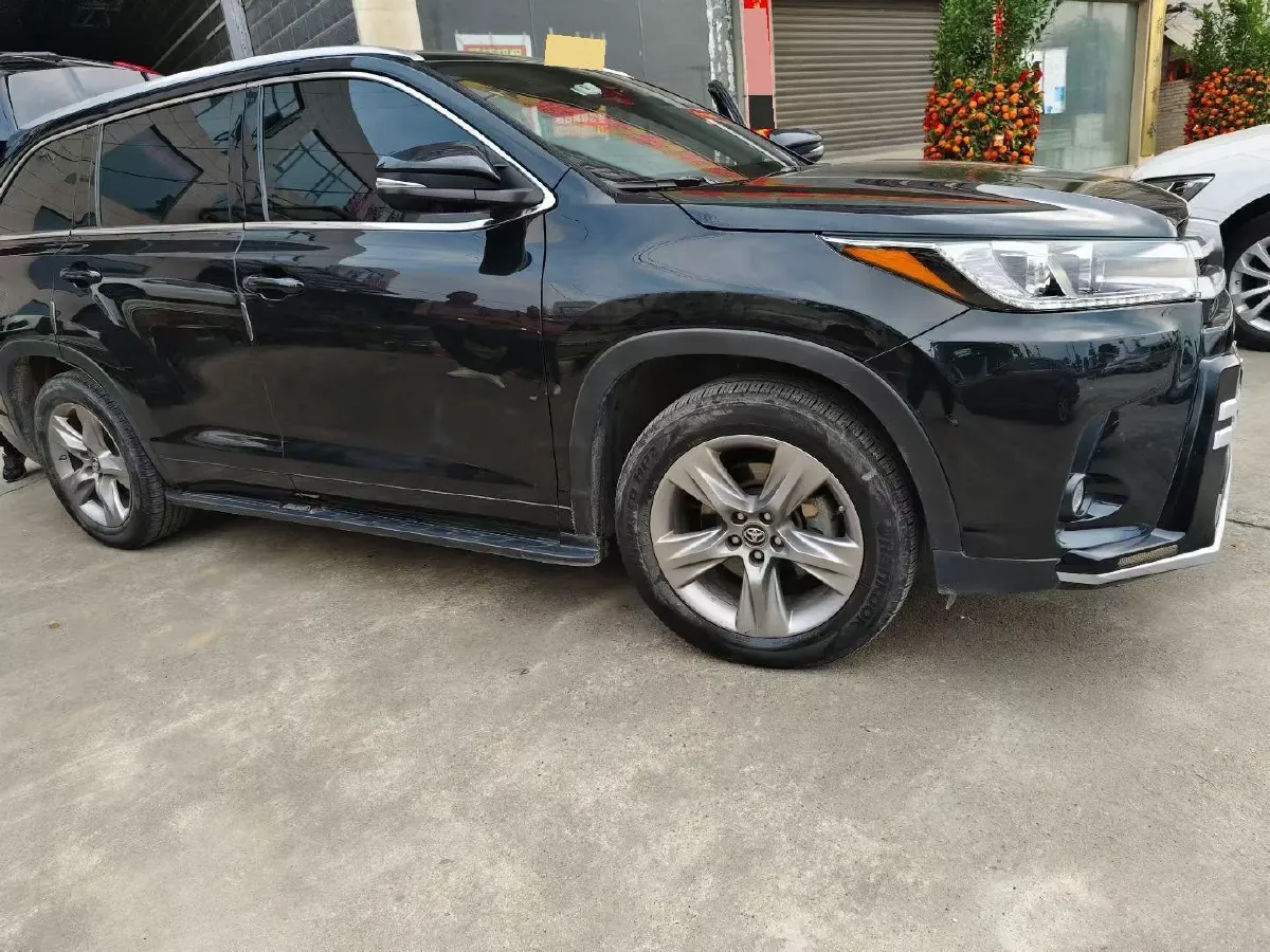 2021 Toyota Highlander 2.0T 220HP L4 6AT,autocango,china used car exporter,china ev exporter,chinese used car exporter,chinese used ev exporter