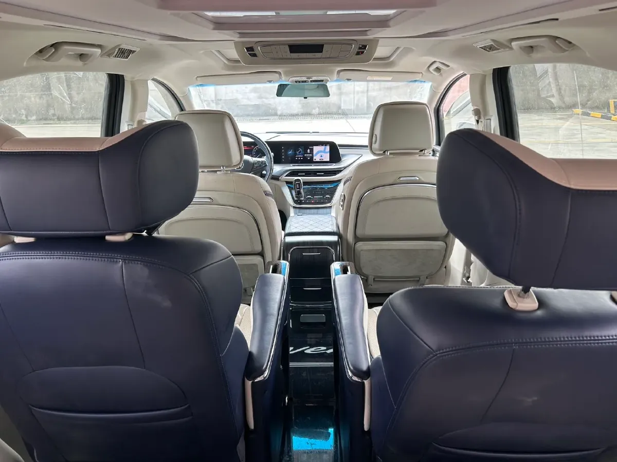 2021 Buick GL8 2.0T 237HP L4 9AT,autocango,china used car exporter,china ev exporter,chinese used car exporter,chinese used ev exporter