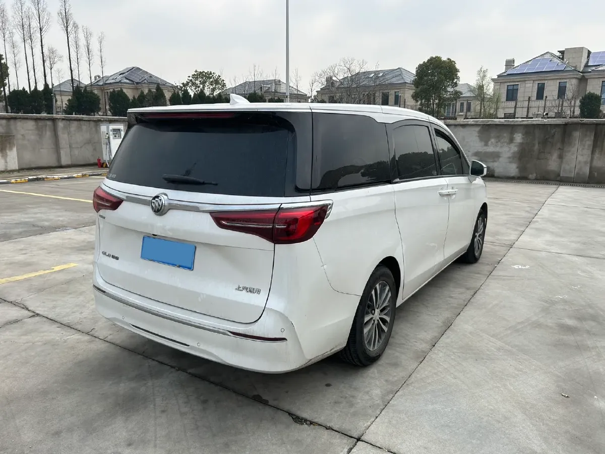 2021 Buick GL8 2.0T 237HP L4 9AT,autocango,china used car exporter,china ev exporter,chinese used car exporter,chinese used ev exporter