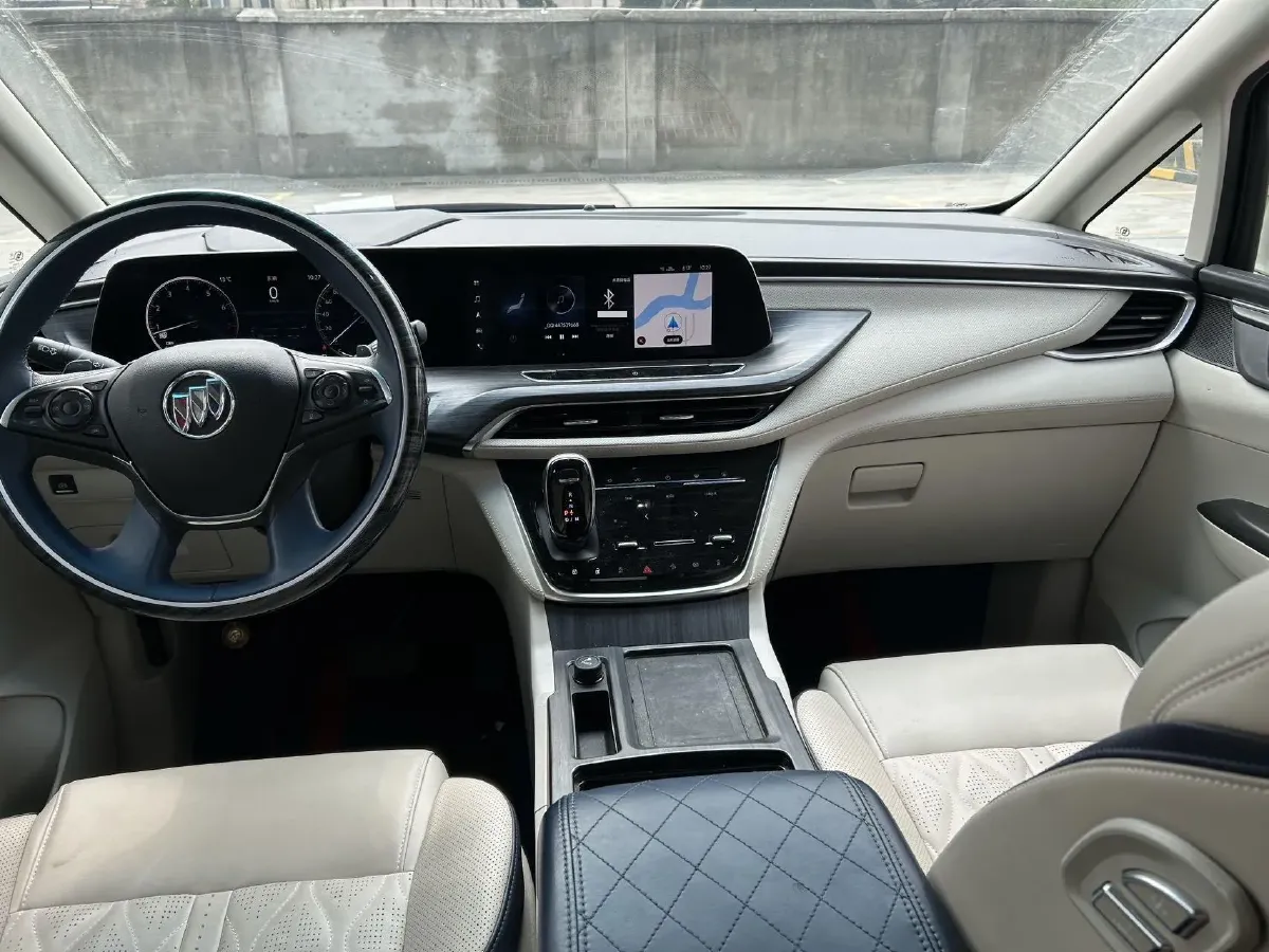 2021 Buick GL8 2.0T 237HP L4 9AT,autocango,china used car exporter,china ev exporter,chinese used car exporter,chinese used ev exporter