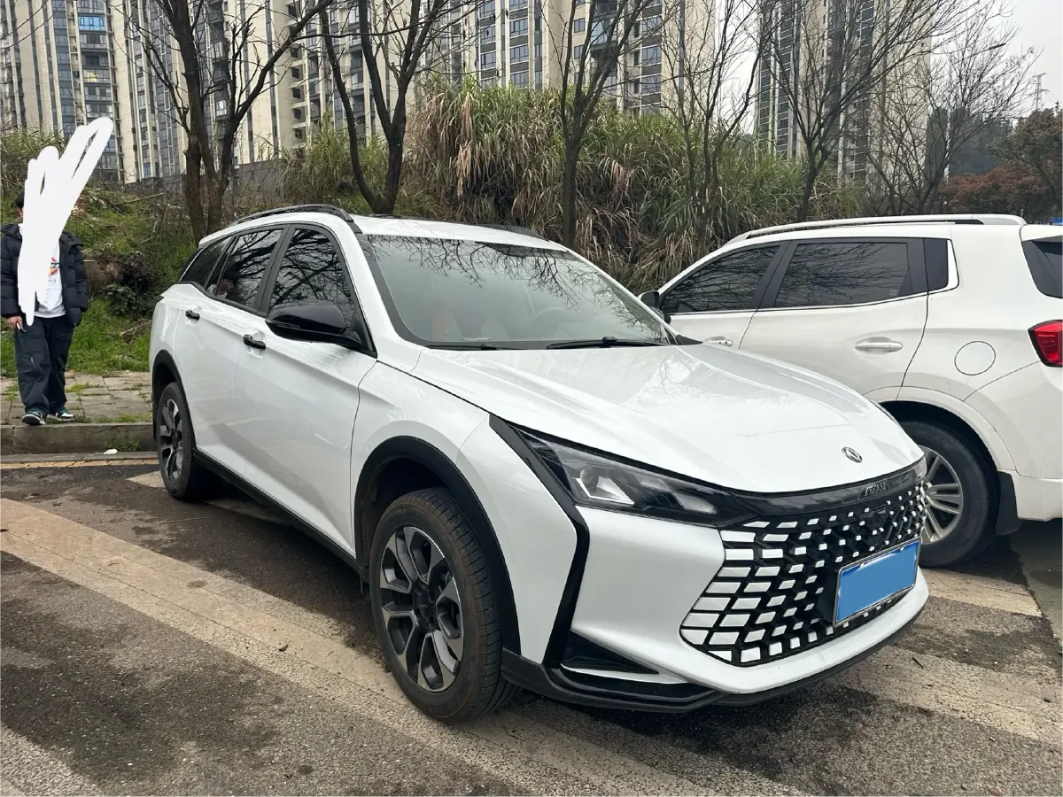 2023 DongFeng Aeolus YiXuan GS 1.5L 125HP L4 6DCT,autocango,china used car exporter,china ev exporter,chinese used car exporter,chinese used ev exporter