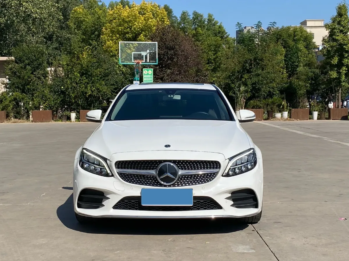 2020 Mercedes-Benz C Class 1.5T 156HP L4 9AT,autocango,china used car exporter,china ev exporter,chinese used car exporter,chinese used ev exporter