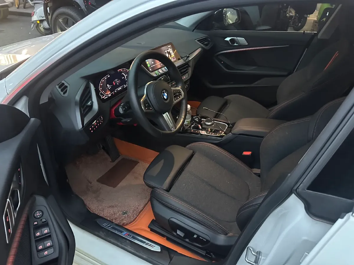 2021 BMW 2 Series 2.0T 192HP L4 7DCT,autocango,china used car exporter,china ev exporter,chinese used car exporter,chinese used ev exporter