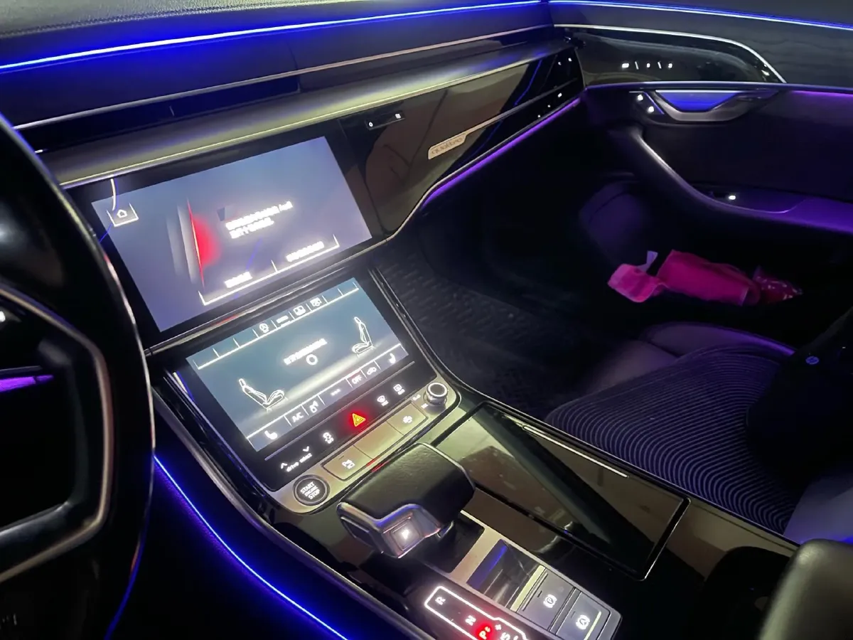 2021 Audi A8 3.0T 286HP V6 8AT,autocango,china used car exporter,china ev exporter,chinese used car exporter,chinese used ev exporter