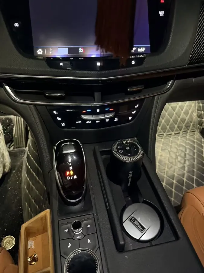 2020 Cadillac CT6 2.0T 241HP L4 10AT,autocango,china used car exporter,china ev exporter,chinese used car exporter,chinese used ev exporter